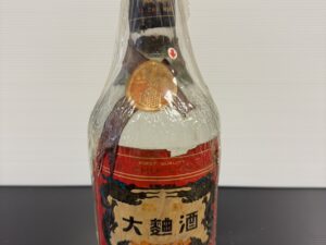 【限量珍釀級】民國73年金門高粱大麯酒(裂膜)